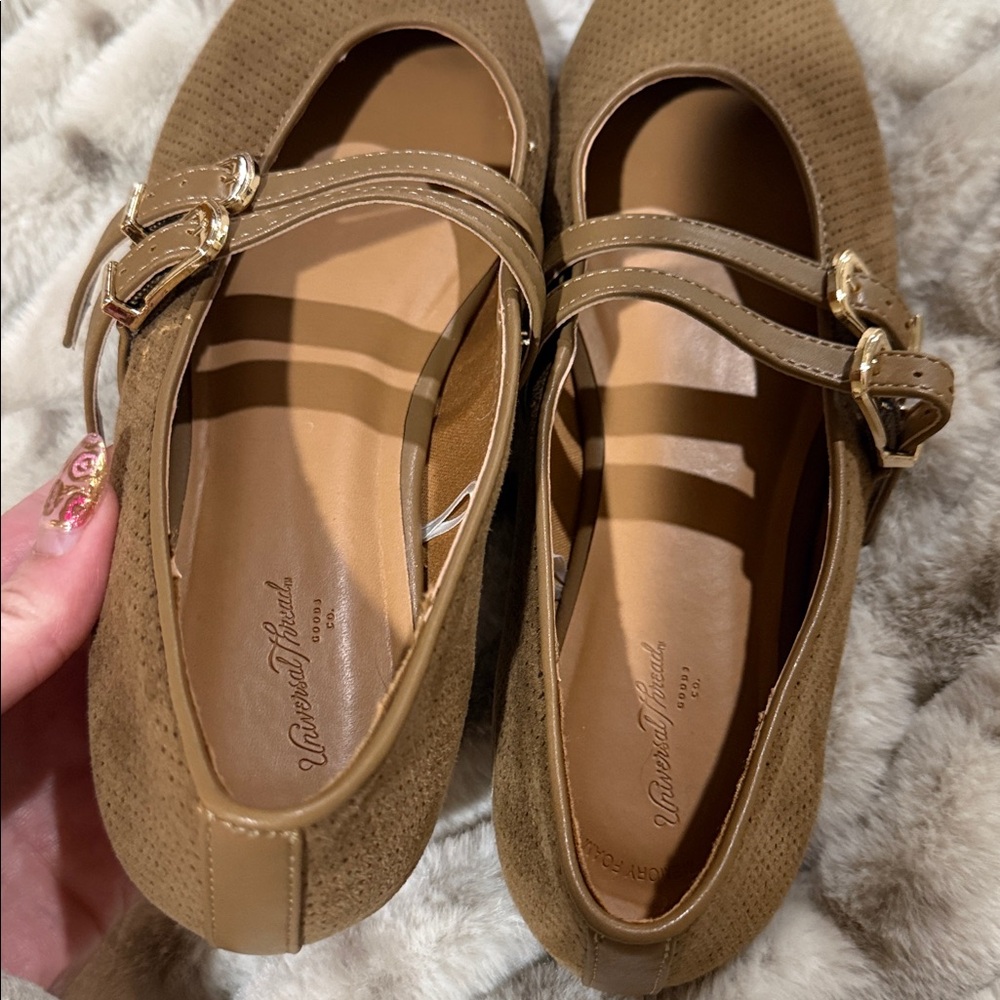 Universal Thread Henrietta Tan Double-Strap Perforated Ballet Flat - Picture 6 of 7